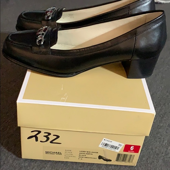 MICHAEL KORS LAINEY MID LOAFER - Picture 3 of 4